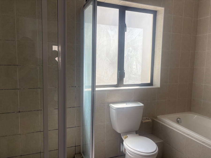 To Let 3 Bedroom Property for Rent in Parklands Western Cape